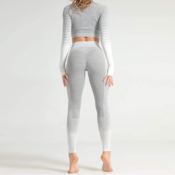 Ombré Workout Set - Picture 5 of 7